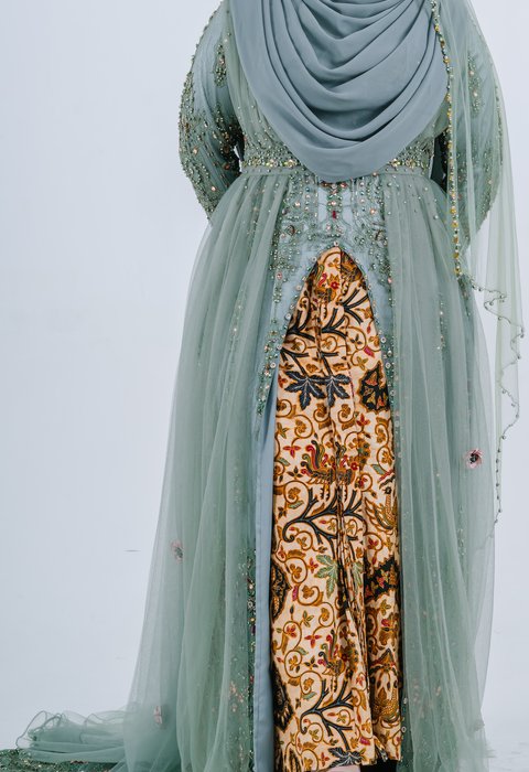 Kebaya Emerald Inayah