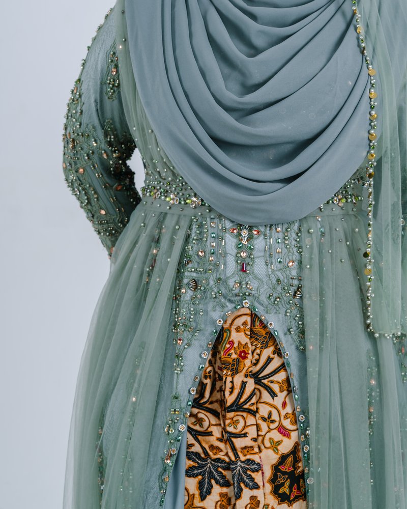 Kebaya Emerald Inayah