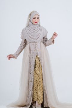 Kebaya Cream Gold