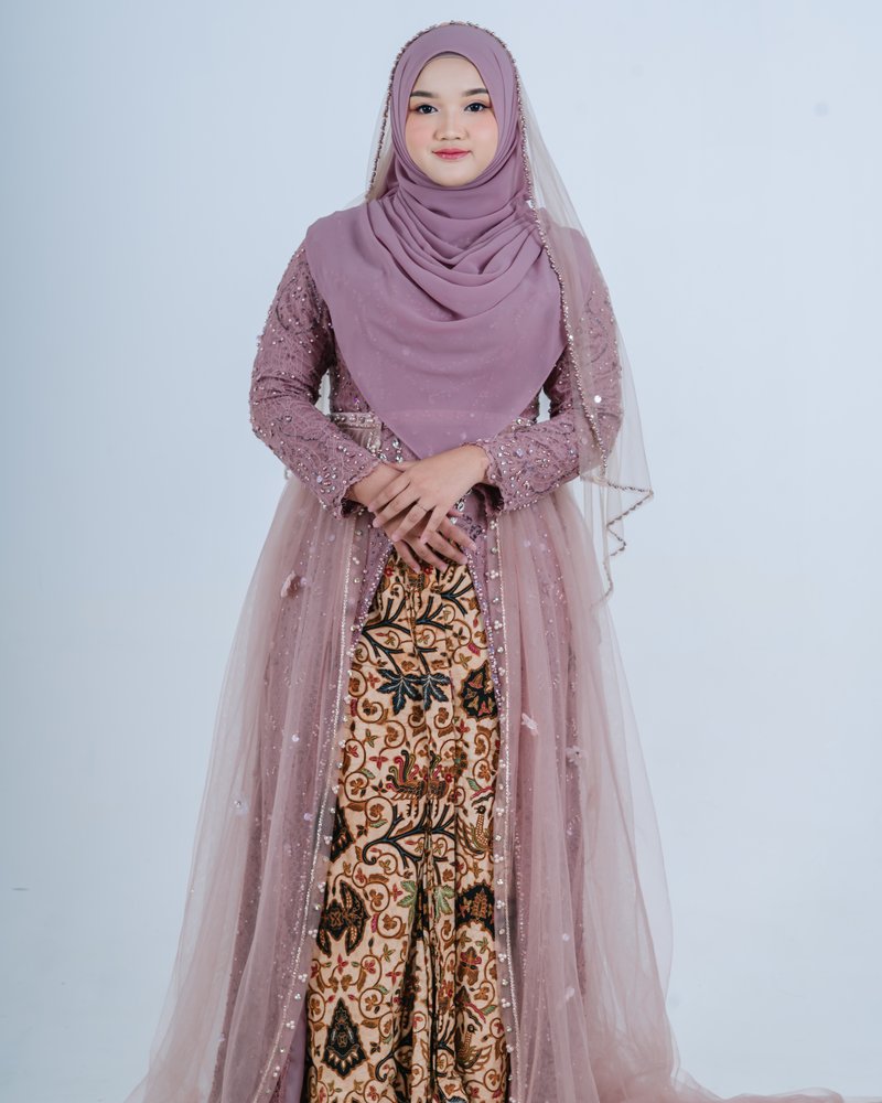 Kebaya Demova