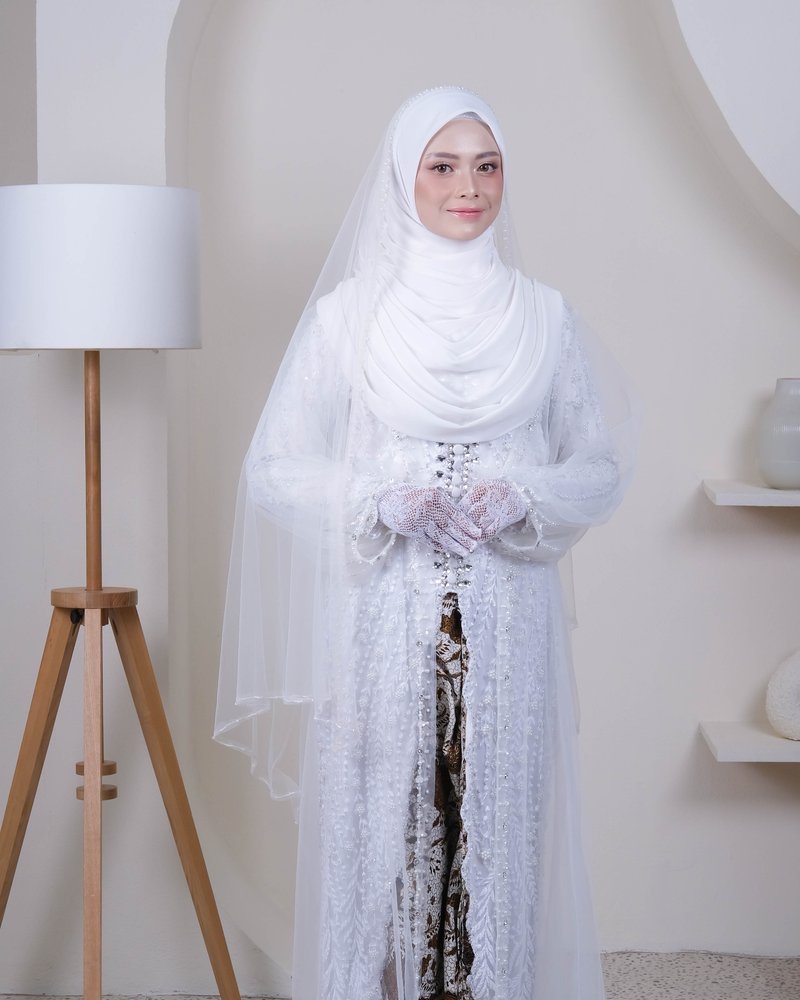 Kebaya Swaroski